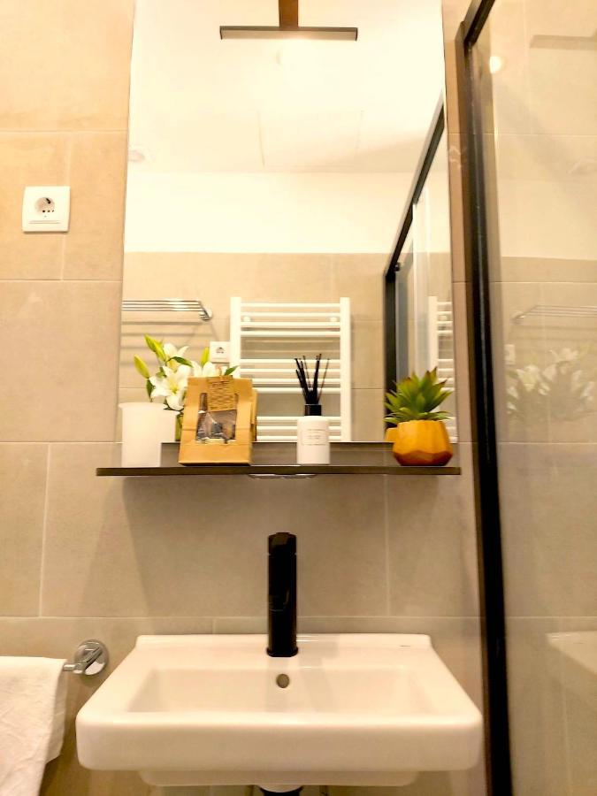 Apartment Nuevo Y Reformado Al Lado De La Gran Via Madrilena